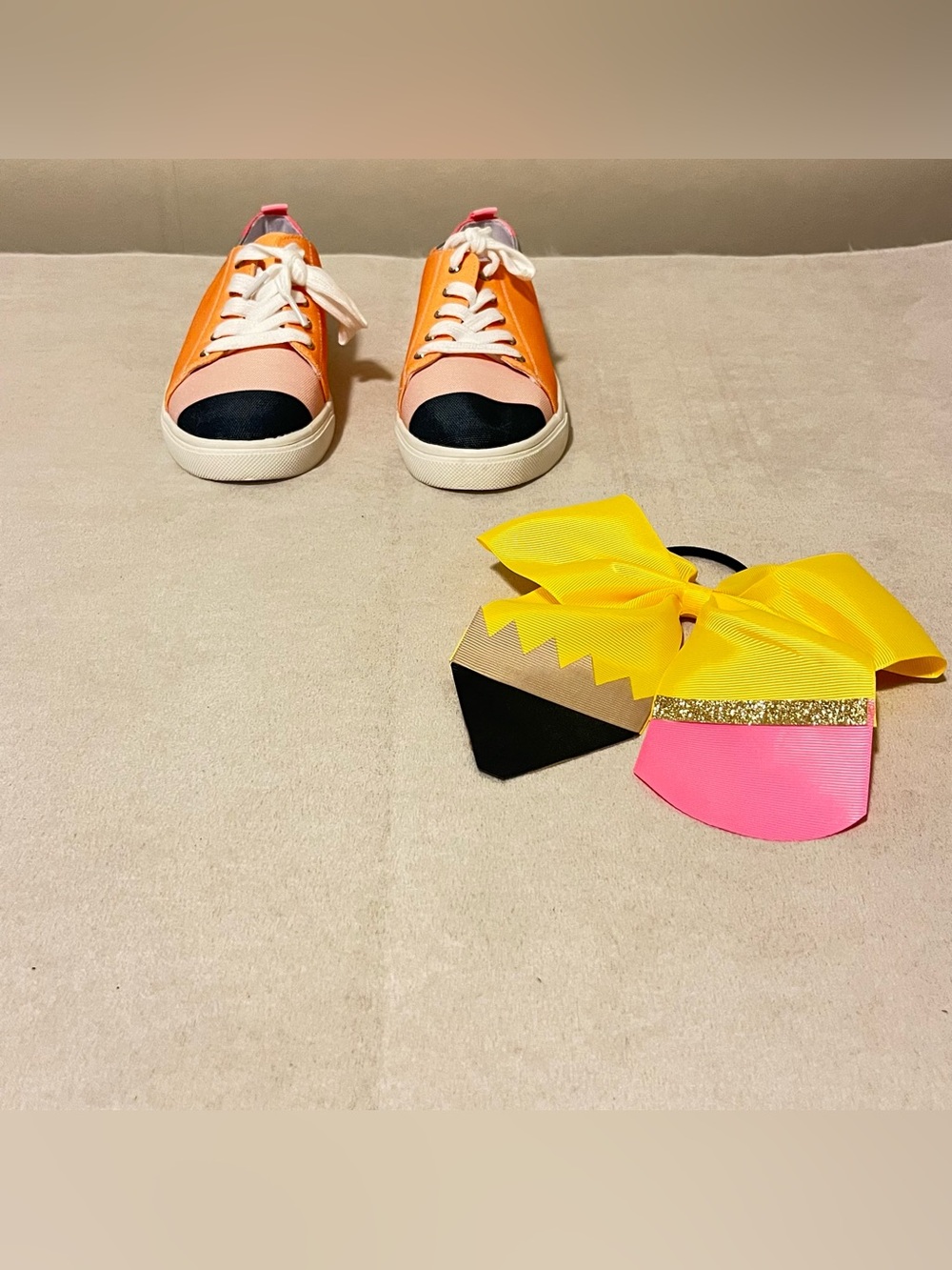 Girls Pencil Inspired Custom Sneakers | Little Girls Size 2 New - Picture 4 of 16